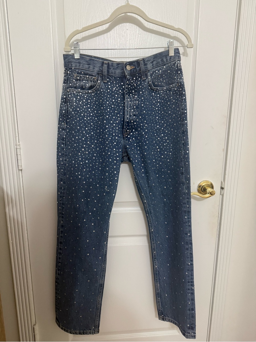 ✨ ZARA Jewel Straight TRF Jeans ✨
Size 28 (US 6) — Like New Condition